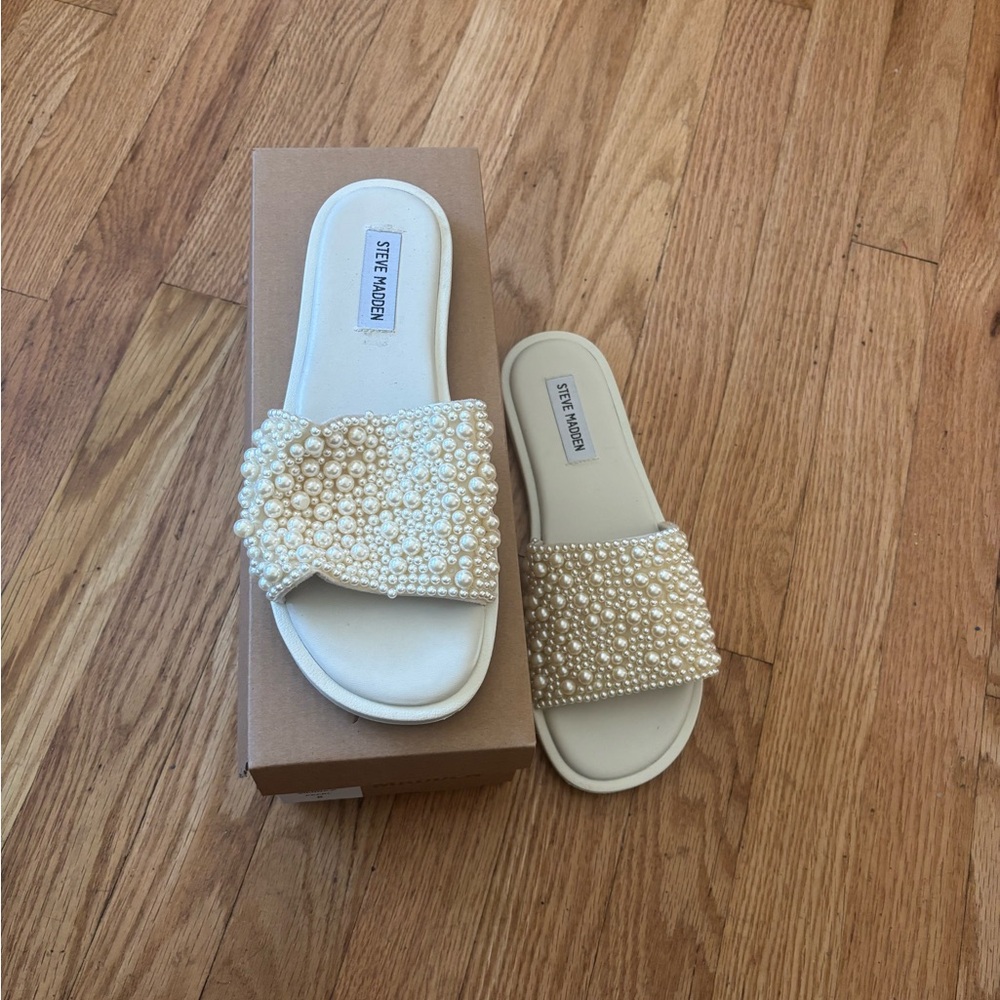 Steve Madden Pearl Beaded Cream Slide Sandals